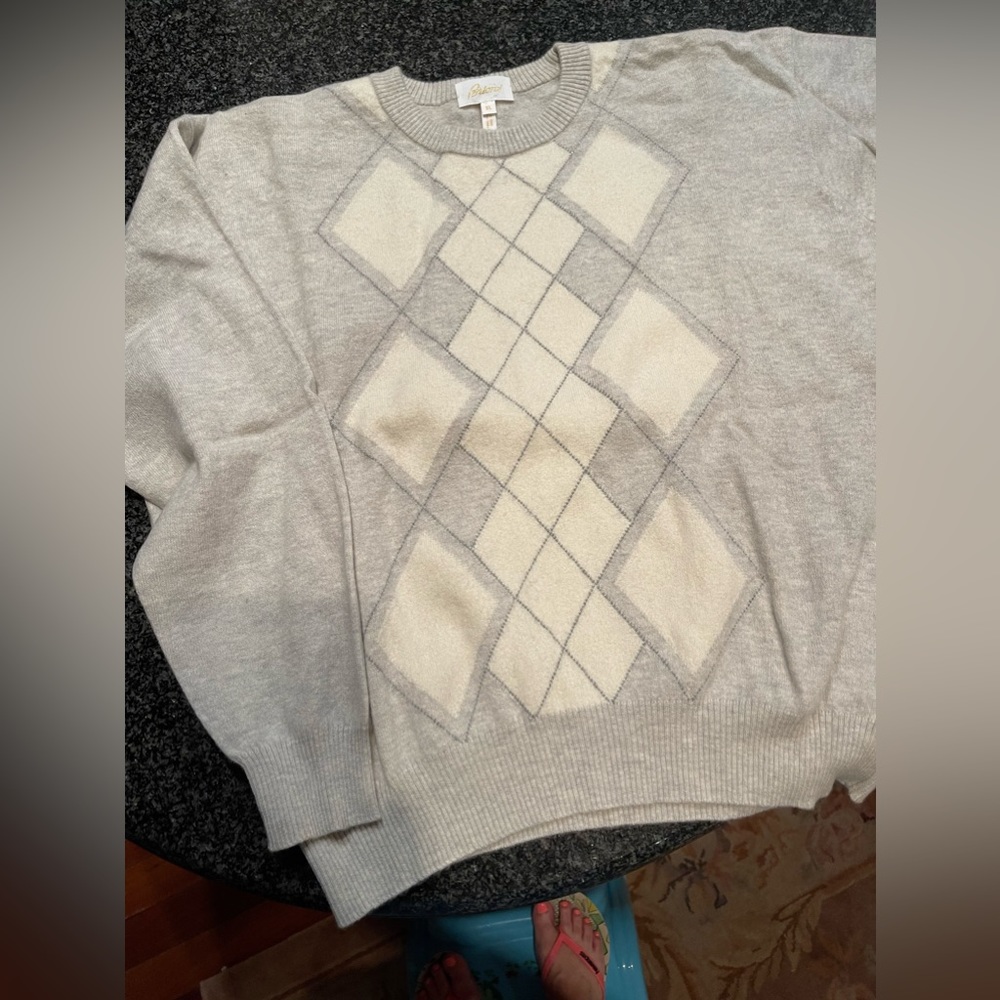 Brioni sweater